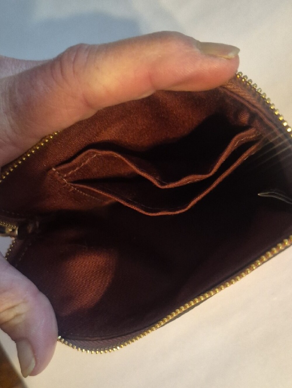 Coach Pebbled Leather Wristlet in Wine Red - Picture 9 of 9